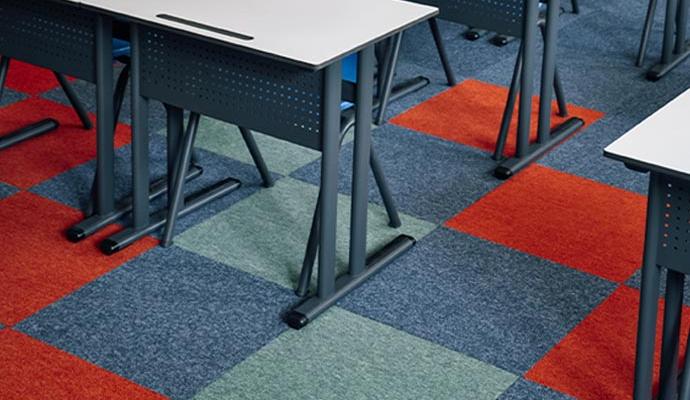 Clean carpet placed in classroom