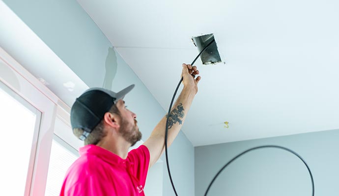 Residential duct cleaning service