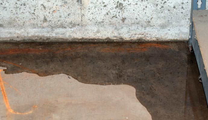 Leaked water on the floor
