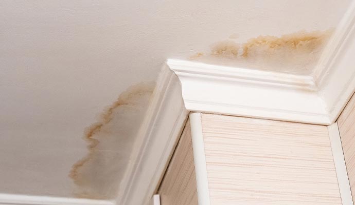 Water stain on ceiling